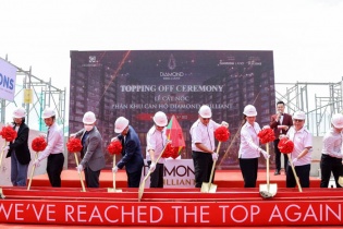 Cất nóc "Viên kim cương tỏa sáng" tại Khu đô thị Celedon City