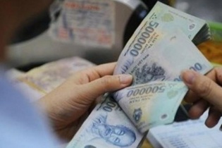 Đề xuất tăng lương tối thiểu cho người lao động từ ngày 1/7/2022 với mức tăng khoảng 6%