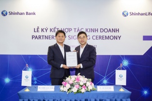 Shinhan Life Việt Nam và Ngân hàng Shinhan Việt Nam ký kết hợp tác kinh doanh bảo hiểm