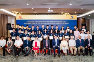 Vingroup trao 48 tỷ đồng học bổng du học Thạc sĩ, Tiến sĩ KHCN 2022