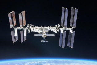 Mỹ và Nga ký thỏa thuận nối lại các chuyến bay lên Trạm Vũ trụ quốc tế (ISS)