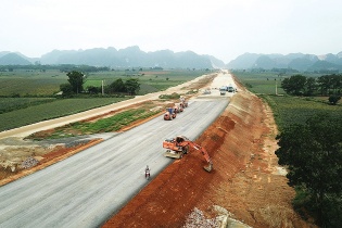 Phân bổ vốn ngân sách năm 2022 cho các dự án được bổ sung vốn từ Chương trình phục hồi