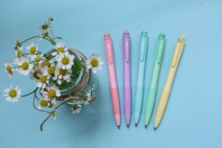Thiên Long ra mắt dòng bút pastel thế hệ mới