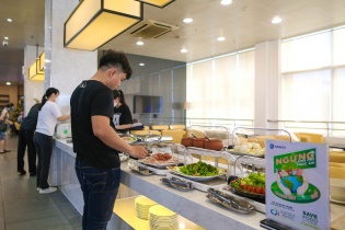 Ngừng lãng phí thức ăn, tiết kiệm nước sạch để trái đất xanh hơn