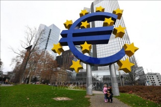 Chỉ số lạm phát cơ bản của Eurozone tăng lên mức kỷ lục 5,3%