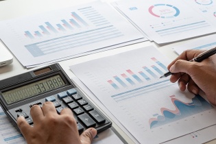 Các doanh nghiệp nhà nước báo cáo kết quả hoạt động kinh doanh năm 2022 trước ngày 15/5/2023