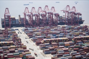 Xuất khẩu của Trung Quốc giảm mạnh nhất kể từ năm 2020