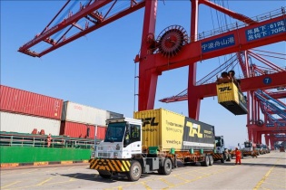 Kinh tế Trung Quốc rơi vào giảm phát 