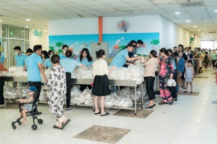 Shinhan Life Việt Nam tặng 1.200 suất ăn miễn phí cho Bệnh nhi bệnh viện Nhi đồng TP.HCM