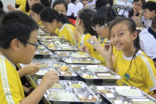 Quảng Ngãi áp dụng phần mềm trong chăm sóc dinh dưỡng cho bà mẹ và trẻ em