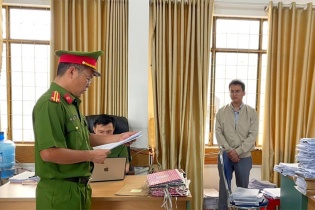 Gia Lai: Bắt cán bộ Văn phòng đăng ký đất đai nhận hối lộ 2 tỷ đồng