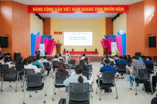 Shinhan Life Việt Nam tổ chức chương trình hướng nghiệp cho học sinh Trung học phổ thông