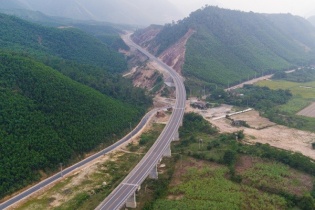 Giao dự toán, kế hoạch đầu tư 6.458 tỷ đồng thực hiện 3 dự án đường bộ cao tốc quan trọng quốc gia