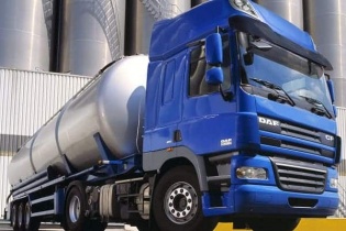 Quy định danh mục hàng hóa nguy hiểm, vận chuyển hàng hóa nguy hiểm bằng đường bộ, đường thủy