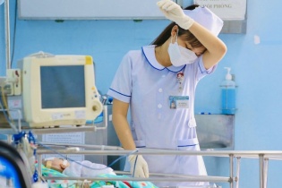 Đề xuất chế độ phụ cấp đặc thù cho công chức, viên chức, người lao động thuộc cơ sở y tế công lập