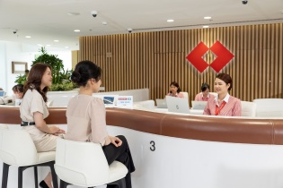 Techcombank: Lợi nhuận trước thuế quý I/2024 đạt 7.800 tỷ đồng, tỷ lệ CASA ở mức 40,5%