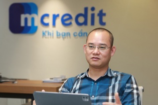 Mcredit tìm cơ hội trong thách thức