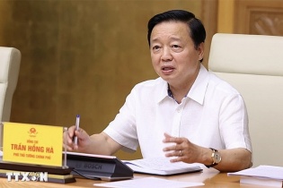 Thành viên Tổ công tác tháo gỡ khó khăn, vướng mắc liên quan đến các dự án, đất đai