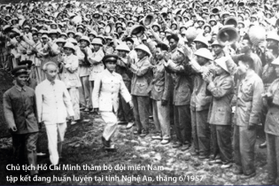 Chủ tịch Hồ Chí Minh - Người sáng lập và rèn luyện Quân đội Nhân dân Việt Nam