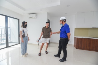 Chung cư sắp bàn giao thu hút khách hàng "xuống tiền"
