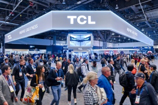 CES 2025: TCL giới thiệu những cải tiến mới về màn hình hiển thị trên các thiết bị thông minh