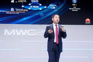 Huawei công bố giải pháp WAN AI ứng dụng cho mạng thông minh Net5.5G