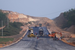Quyết tâm thông tuyến chính 5 dự án thành phần cao tốc Bắc - Nam trước ngày 30/4/2025