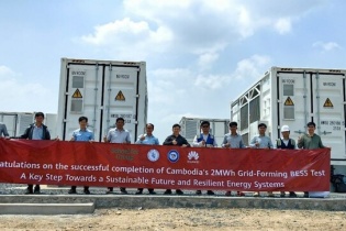 Huawei và SchneiTec đưa vào vận hành dự án lưu trữ năng lượng tạo lưới tại Campuchia