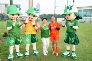 Herbalife cùng các cổ động viên đồng hành, tiếp lửa cho những cô gái vàng của bóng đá Việt Nam