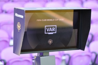 Hisense Display Technology hỗ trợ công nghệ VAR tại FIFA Club World Cup 2025