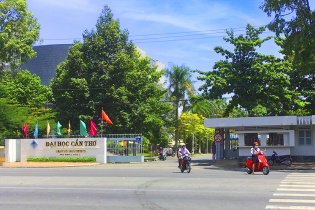 Chuyển Trường Đại học Cần Thơ thành Đại học Cần Thơ