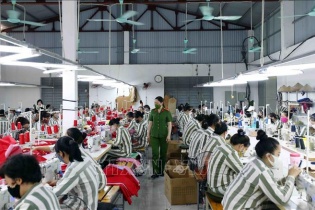 Giúp đỡ, dạy nghề và tạo việc làm cho người được đặc xá trở về hòa nhập cộng đồng