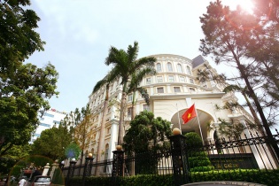 Bộ Tài chính là cơ quan thường trực Ban Chỉ đạo về giải quyết các vấn đề khó khăn, vướng mắc các dự án tồn đọng