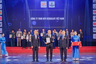 Herbalife Việt Nam đạt Chứng nhận Top 10 Nhãn hiệu nổi tiếng Việt Nam năm 2025 Herbalife Việt Nam đạt Chứng nhận Top 10 Nhãn hiệu nổi tiếng Việt Nam năm 2025