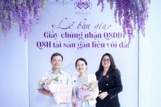The Wisteria bàn giao sổ hồng cho cư dân