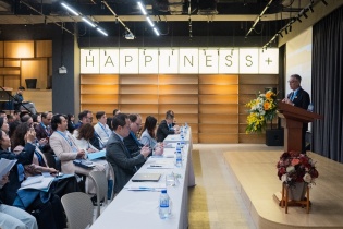 APEC Group tổ chức Toạ đàm quốc tế "Đào tạo 200.000 CEO - Kiến tạo kỷ nguyên mới"