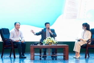 Tổng giám đốc người Nhật của Ajinomoto chia sẻ về "mục đích tồn tại" với 800 sinh viên Việt Nam