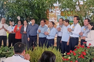 Để nông dân Viêt Nam tự hào khẳng định "Tôi là người làm nghề nông chuyên nghiệp"