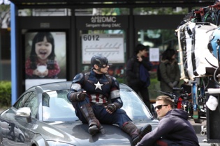 Hàn Quốc chi 3,8 triệu USD làm phim bom tấn  "Avengers 2" 