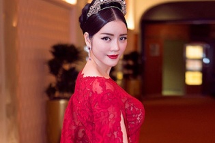 Lý Nhã Kỳ sang trọng trên thảm đỏ Cannes