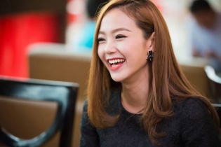Minh Hằng không giấu chuyện yêu