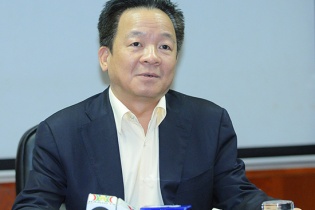 Bầu Hiển đưa đội hình 1 Man City sang Việt Nam thi đấu giao hữu