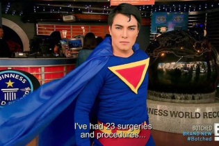 Người đàn ông Philippines phẫu thuật 23 lần vẫn muốn tiếp tục để giống siêu nhân