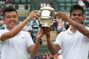 Tay vợt Lý Hoàng Nam vô địch đôi giải trẻ Wimbledon 2015