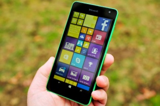 Điểm mặt 5 smartphone giải trí tốt có giá dưới 3 triệu đồng