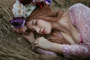 Nữ sinh Bình Định xinh như búp bê Nga
