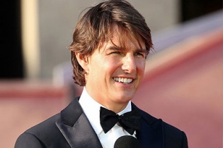 Tài tử Tom Cruise vẫn phong độ lịch, lãm ở tuổi 53