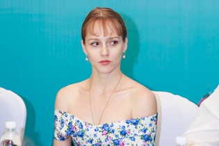 Nghệ sĩ múa chính "Hồ thiên nga" chia sẻ sự cực khổ của nghề