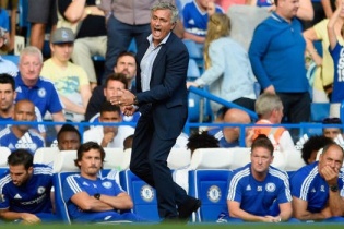 FIFA cũng lên án Mourinho và Chelsea trong vụ bác sỹ Eva