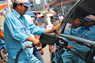 Giá xăng sẽ tiếp tục giảm?